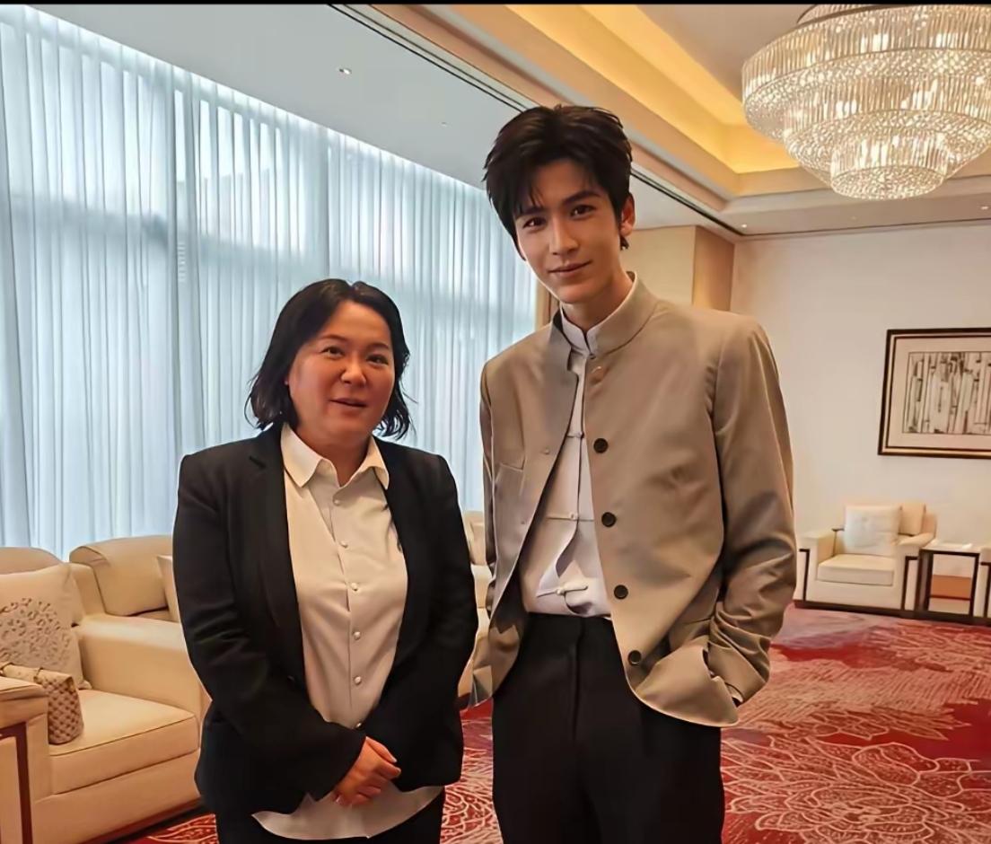 金门民意代表陈玉珍正式邀请张凌赫到访金门，想借着名人流量，拉动当地旅游和经济。