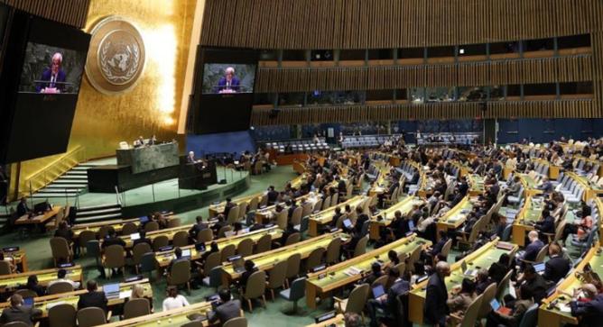 简直炸裂！联合国会场上直接吵翻天了！31个国家组团围攻中国，本以为是场硬仗，谁知