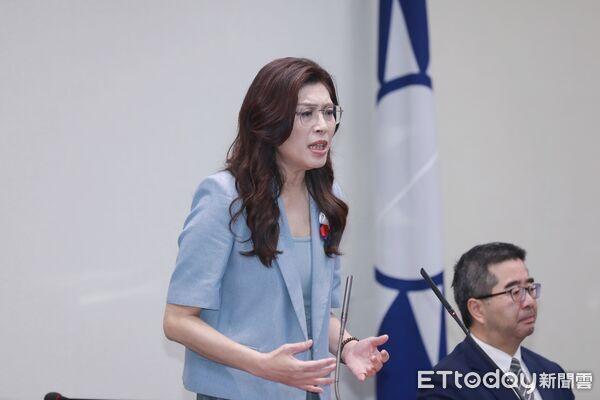 郑丽文明率团访陆，国民党发文多次提及“和平”
国民党主席郑丽文明将率团访陆，国民