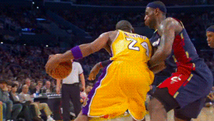 这个镜头在2010年CCTV5反复出现