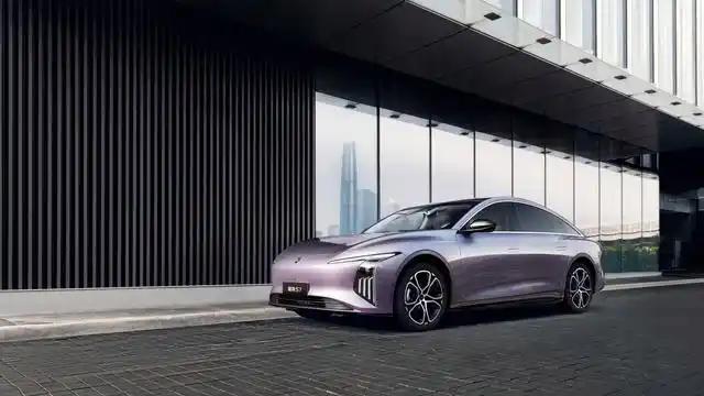 过年搭子就选星海——星海S7

星海S7：10万级超充家轿新标杆
在10万级纯电