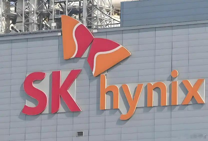 SK 海力士明确表示，今年没有任何一家客户能够完全满足其对内存的需求，无论是哪家