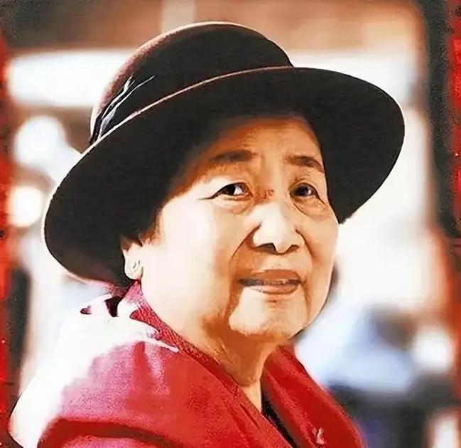 1975年，台湾首富王永庆的第二任夫人杨娇，带着3000元路费私逃。有人劝：“明