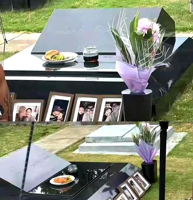 具俊晔在大S墓前一句话，韩国记者当场泪崩。
 
下着大雨，韩国KBS的拍摄团队都