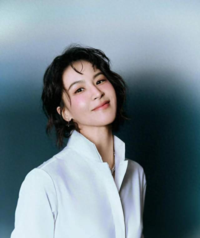 曾沛慈张月两桌饭局，浪姐小团体比电视剧还精彩