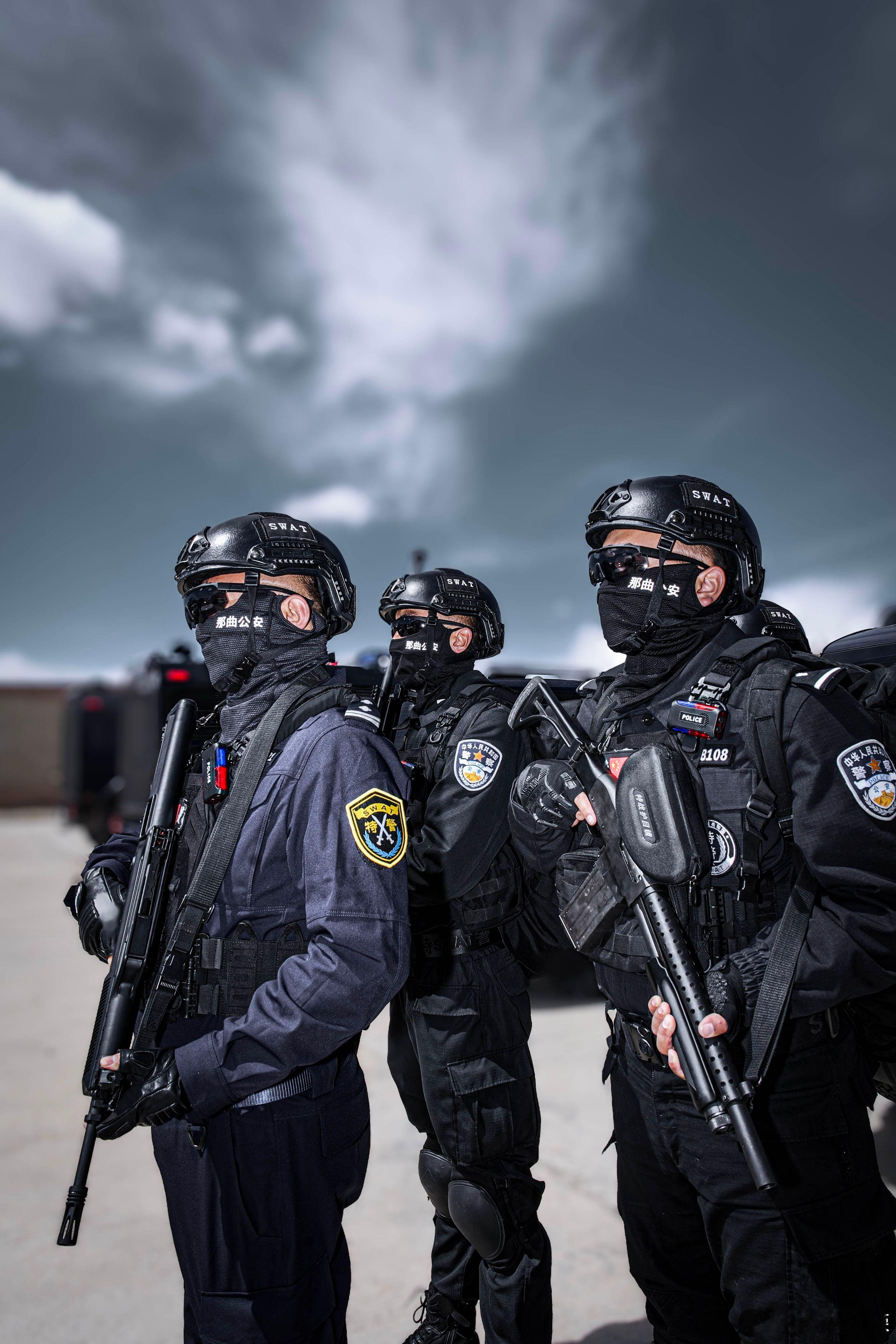 帅爆的不仅有高原战士，还有高原警察！ ​​​