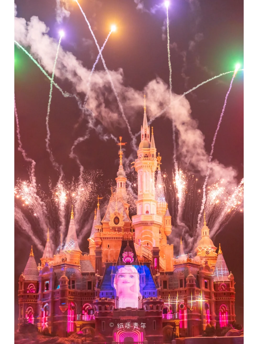 迪士尼拍烟花，教你怎么选择最佳机位🎇