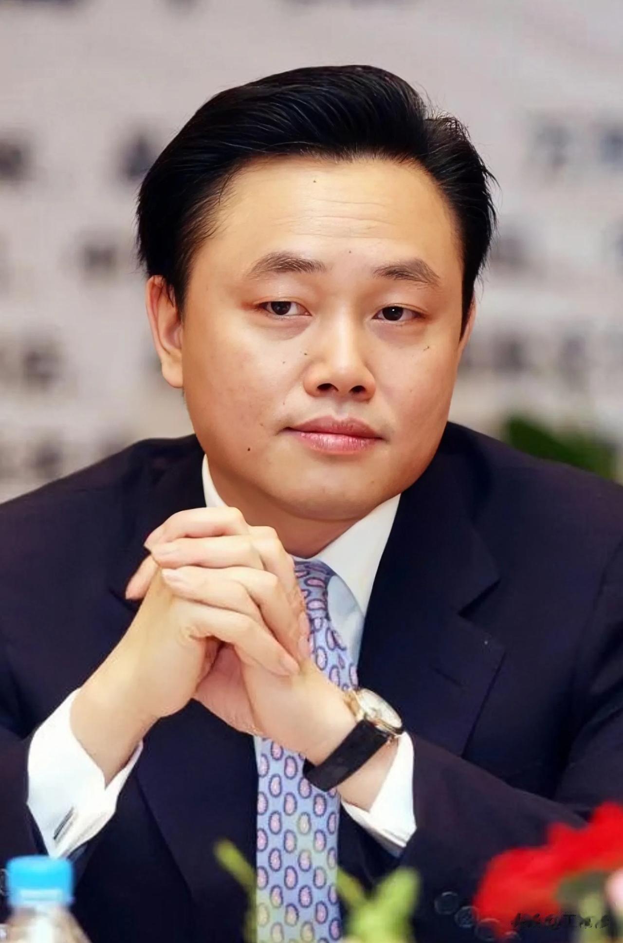 逆袭翻盘还是雪上加霜？一片嘲讽声中，国美黄老板并没有跑路，而是开始了第三次创业，