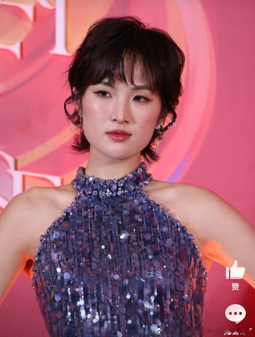 都太喜欢当奴才了看到资本家丑孩子就想下跪，越资本越跪 