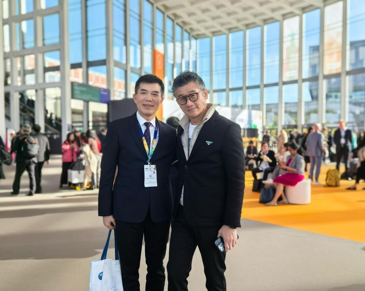 两位顶尖科学家，Yang Jingji 、Tony Mok👏👏👏 刘骏咨询