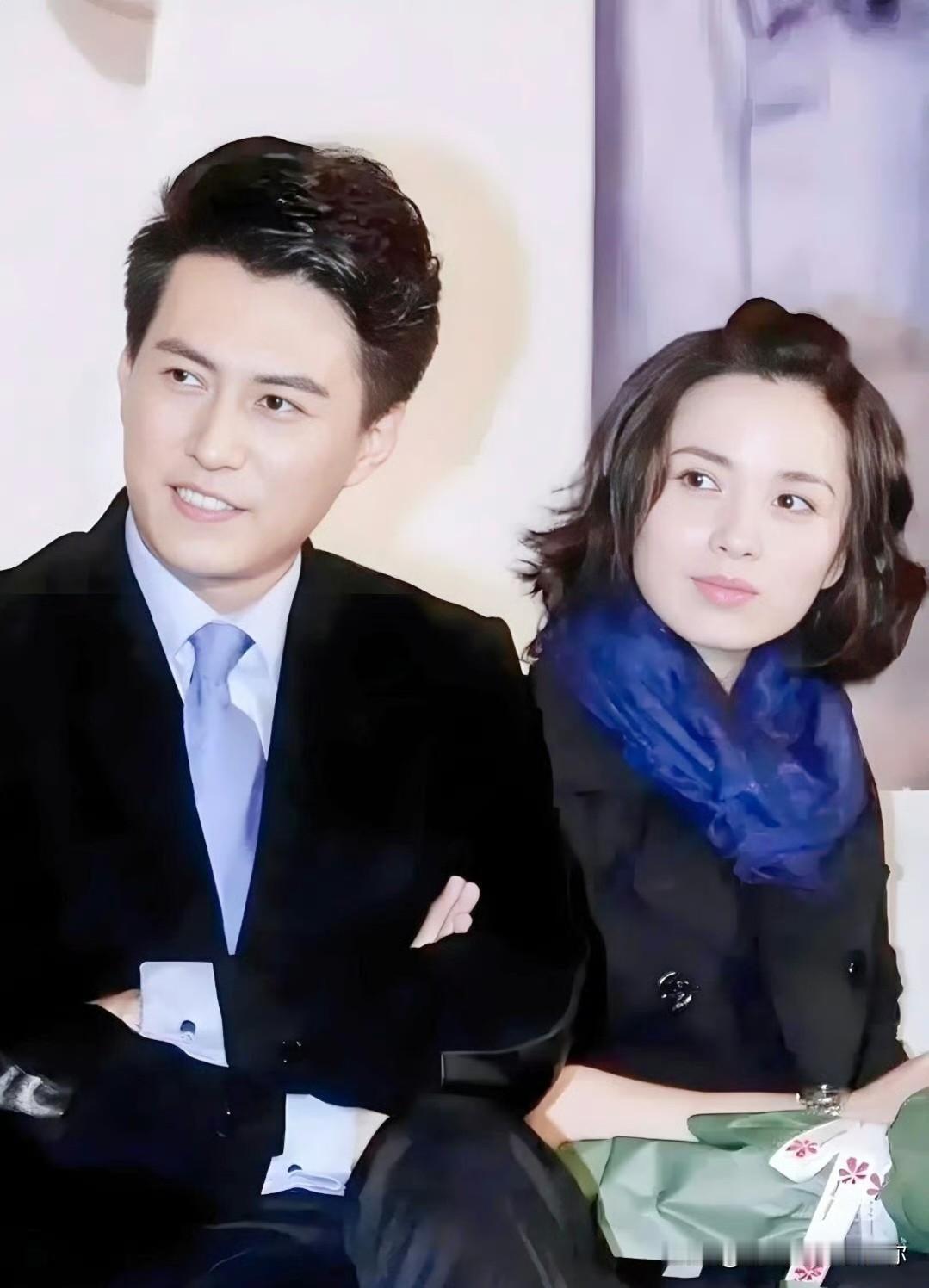 靳东这辈子都不会离开李佳！
原因很简单，
那就是李佳在事业最辉煌的时候，为他放下