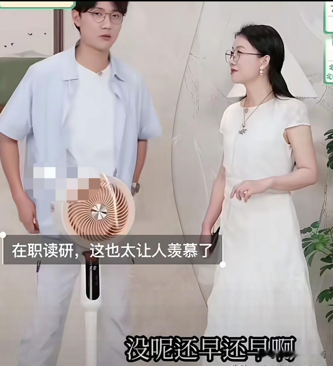以后鹏鹏就是我们在北大的人脉了，潇潇这句话出来，
换别人可能就顺着话头接住了，鹏