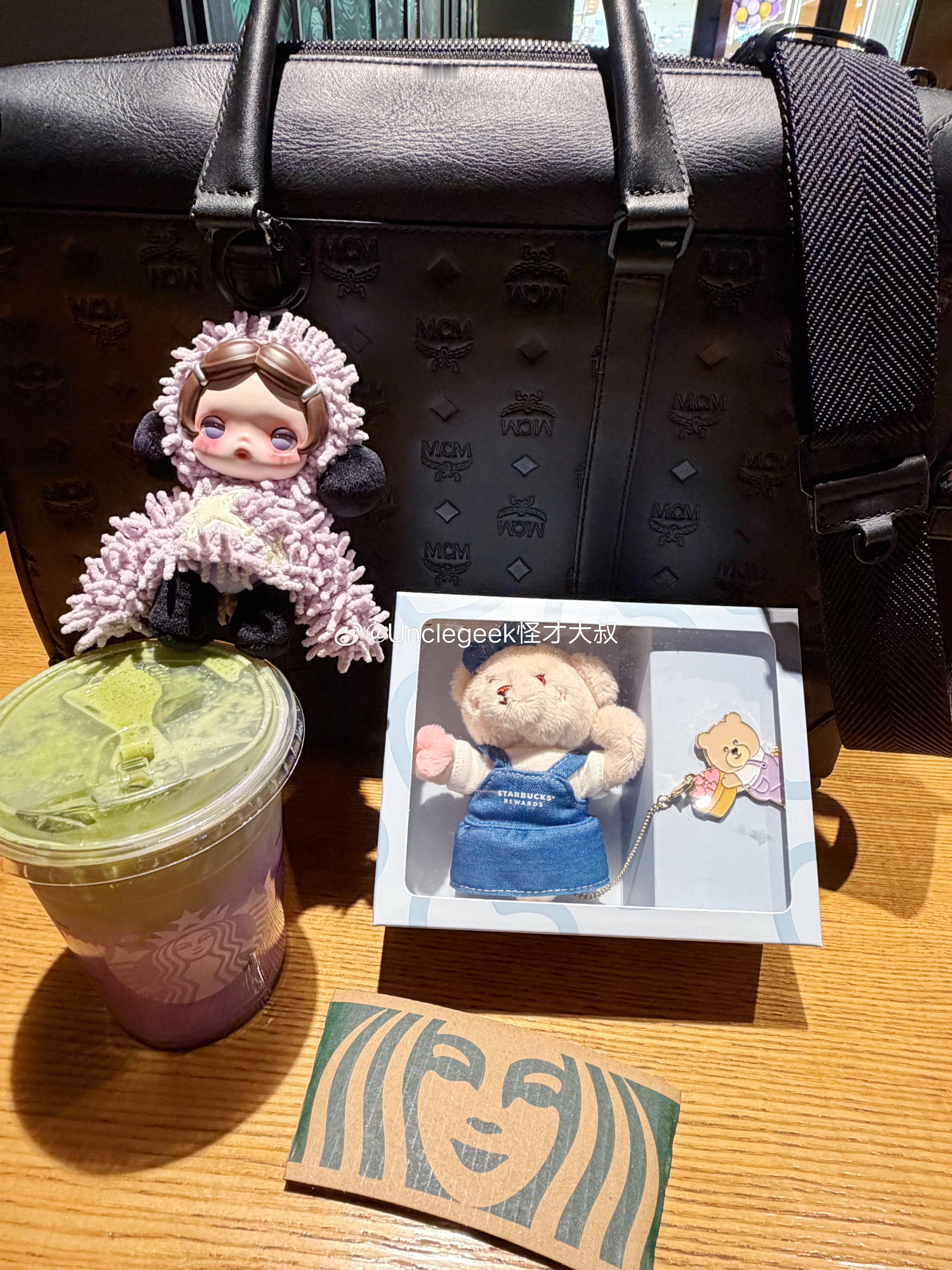萌哒熊🐻⊙᎔⊙ 鞍山·星巴克咖啡鞍山百盛店