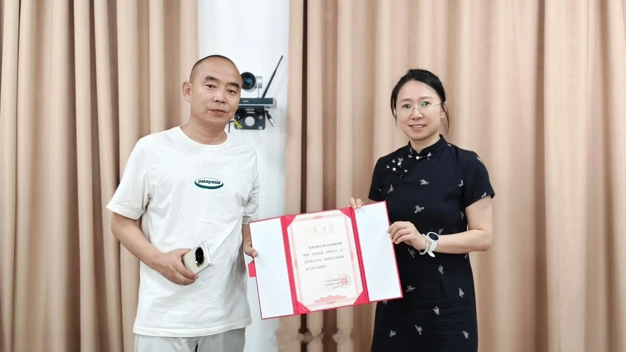 多方聚力驰援清原携手重建家园 风雨同舟，大爱驰援。多家爱心单位捐款捐物，助力清原