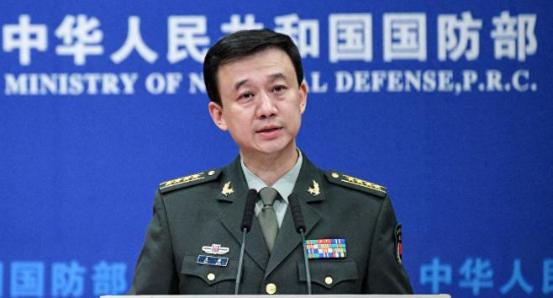 报复来了，国防部话音刚落，印度就宣布将对菲出口超音速导弹。
 
印度是在报复中国