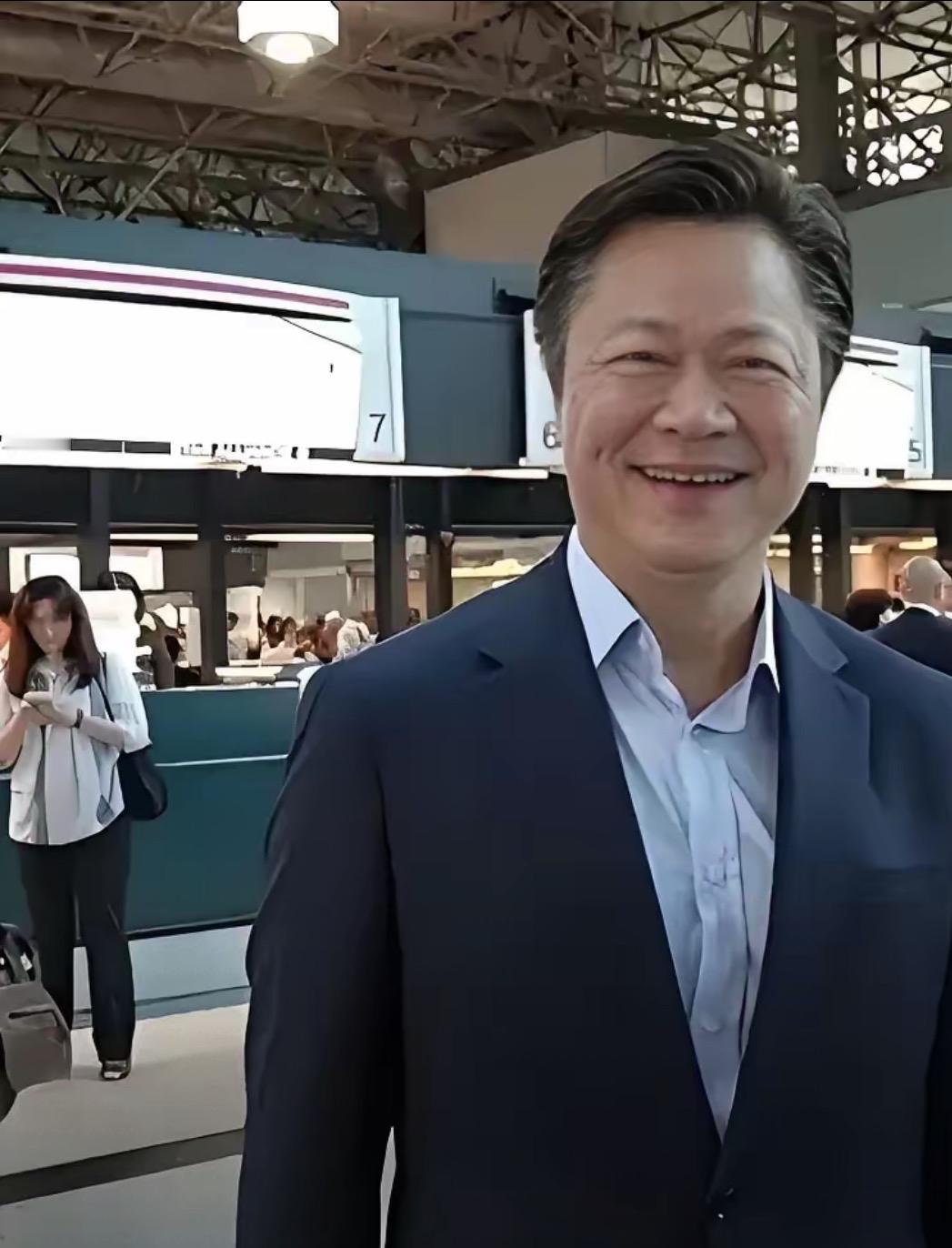 这下好了，
赖岳谦今晚恐怕要睡不着了，
硬核撑腰，中国大陆福建农林大学直接聘用赖