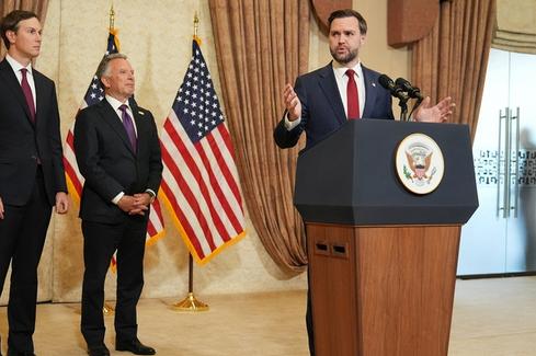 美军的二次谈判，有可能是一场新的“斩首行动”？
4月19日，特朗普宣称将派团赴巴