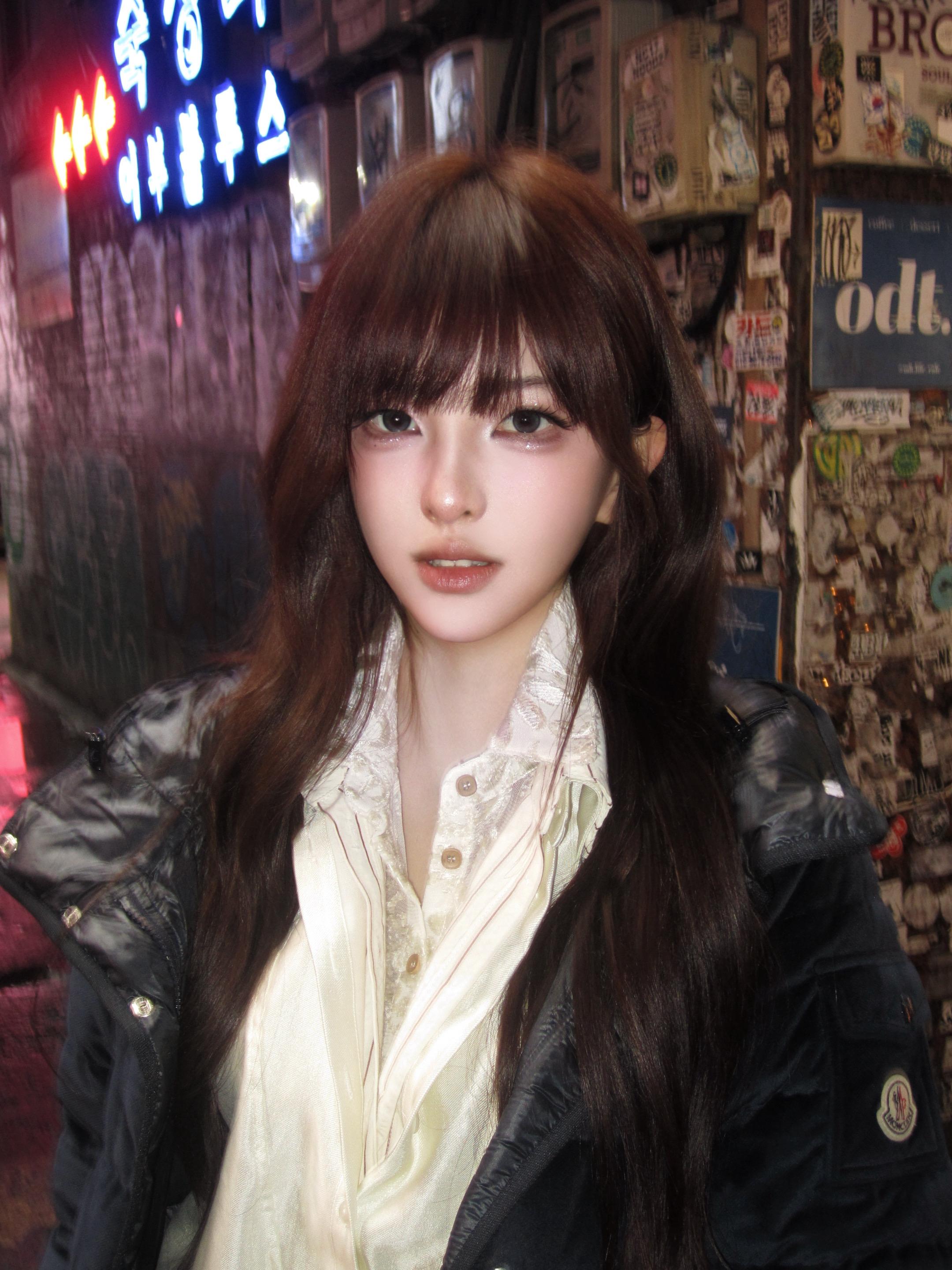 后面线子像是半个猫耳。