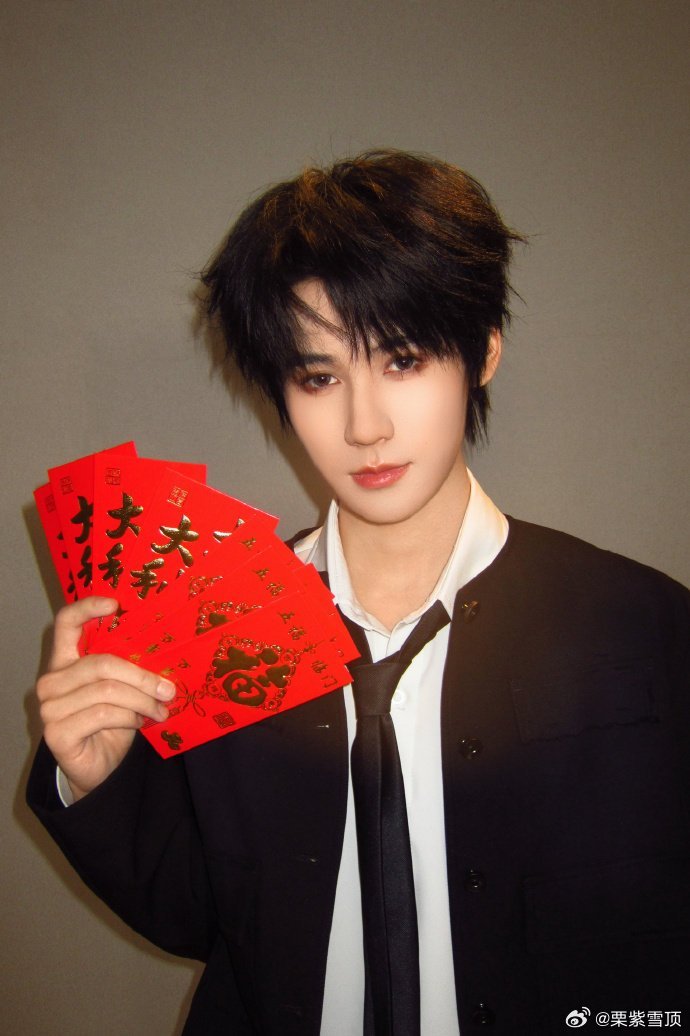 已经自动脑补成Q版汤圆了，这颗“真源牌”双黄蛋我先咬一口！七年之约的团圆夜，有你