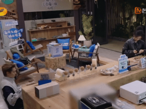 沈月在客栈和中餐厅间选了好六亲爱的客栈你只管善良，福报已在路上，狠狠赞同！ 