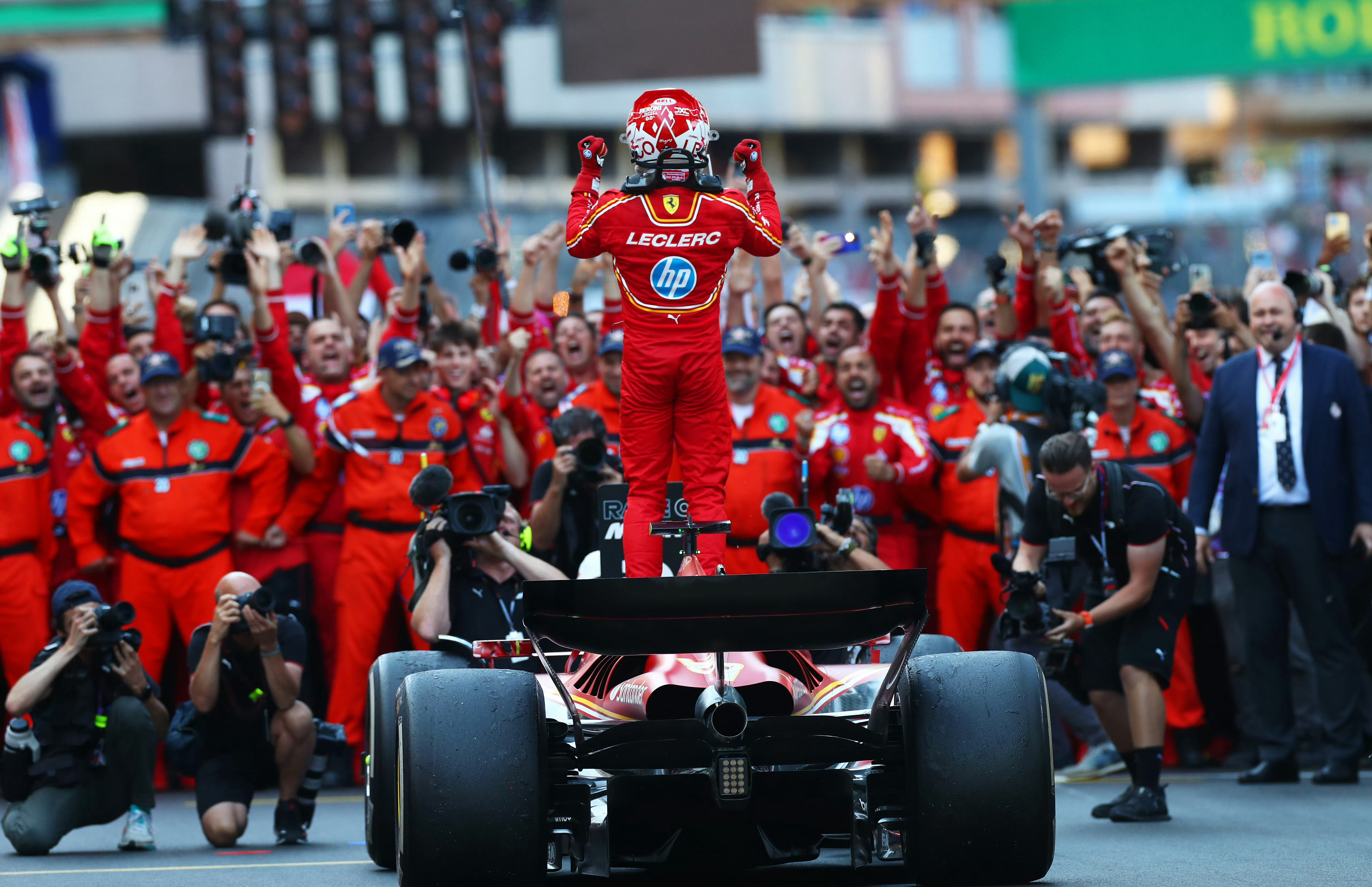 F1 一年前的今天，勒克莱尔圆梦摩纳哥🇲🇨🏆 ​​​