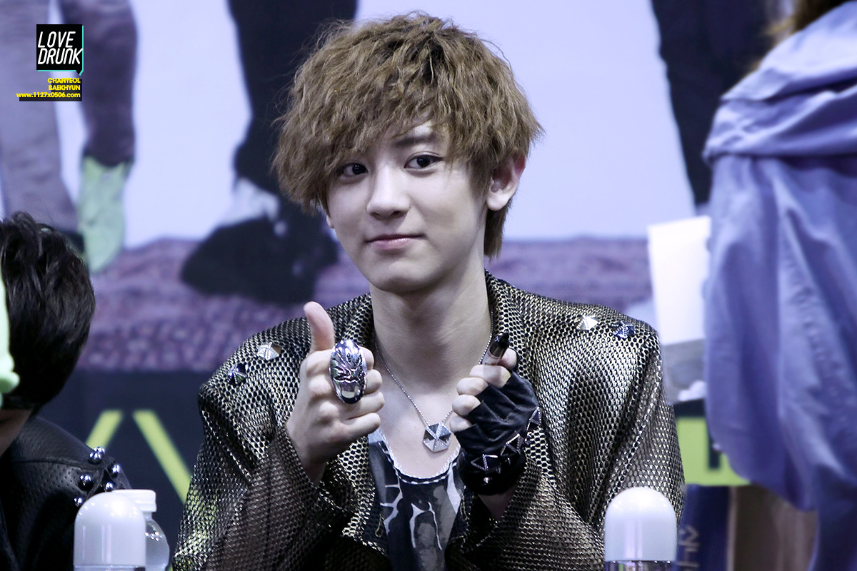 #朴灿烈# 120421 日山签售会 ​​​