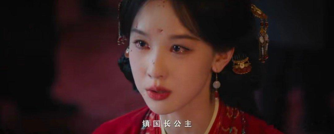 陈都灵一个镜头美我一大跳 认可陈都灵的选剧眼光，接连带来优质古装作品，《翘楚》里