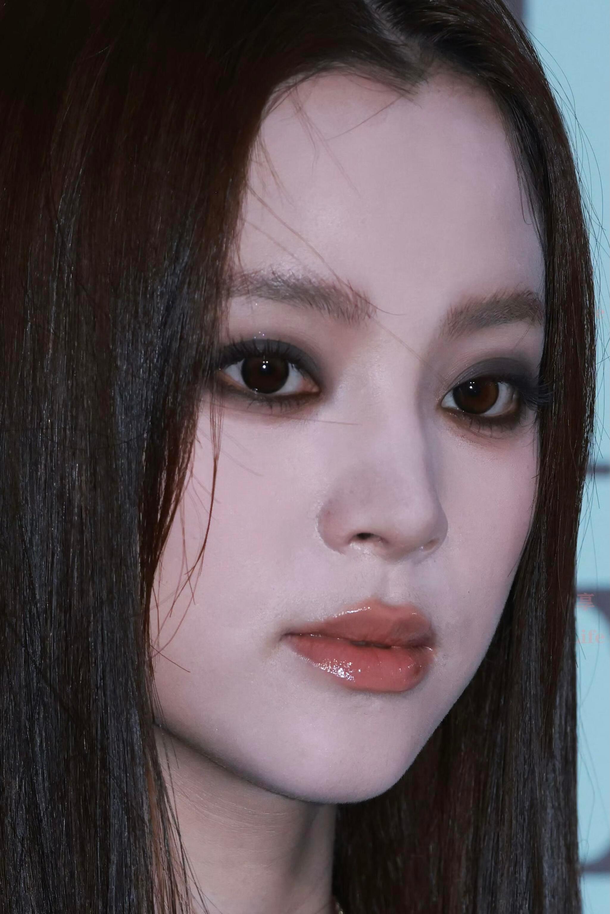 欧阳娜娜✖️好性感的浓妆艳抹[期待] ​​​