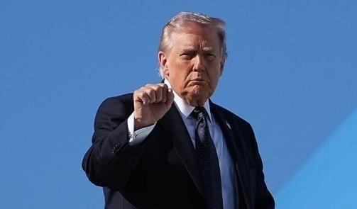 特朗普访华前， 美国国会山 彻底乱了！126名议员联名写血书式请愿，就8个字：求
