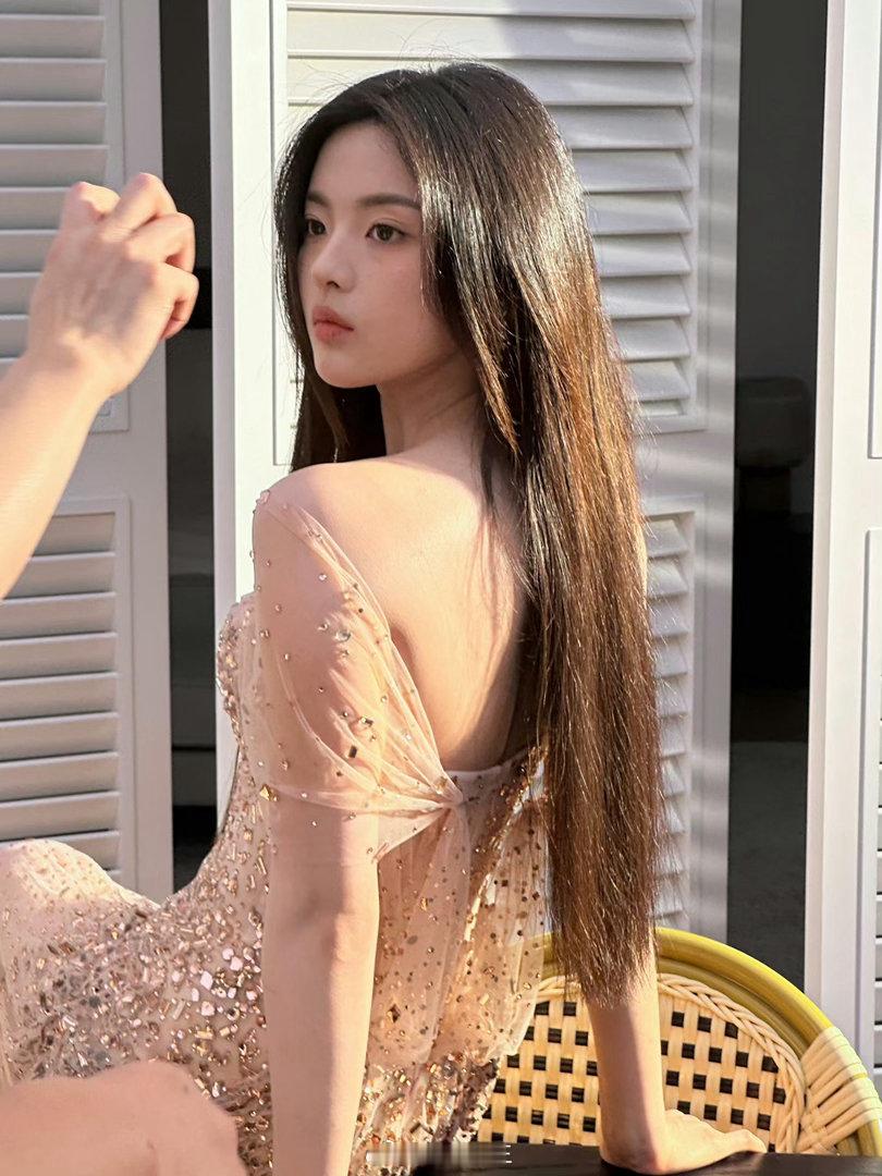 杨超越 
