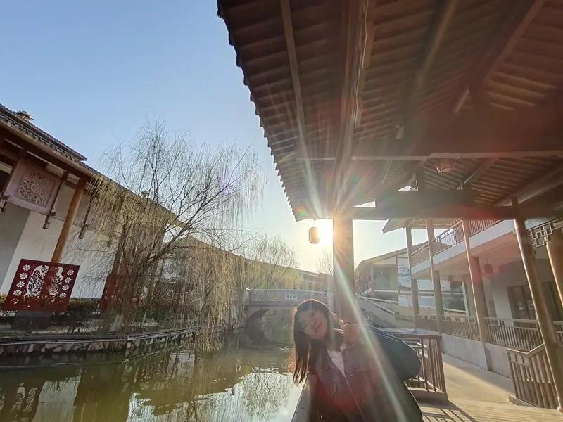 健康置顶，情绪稳定，好好工作好好生活，不辜负时光不亏欠自己，眼里有光，心里有暖，