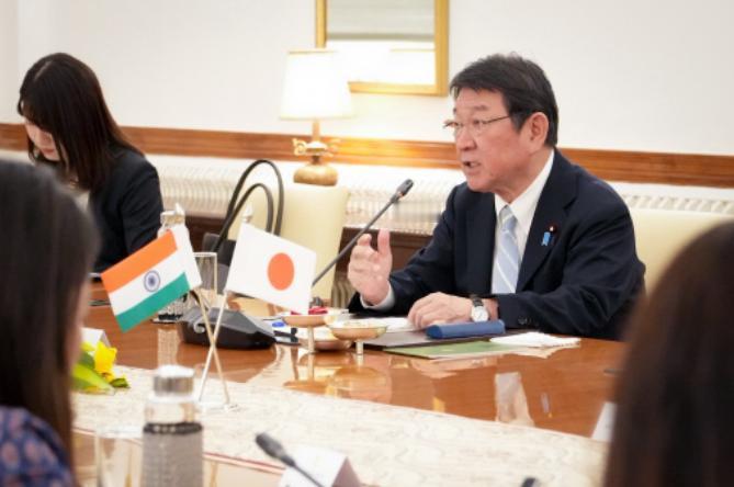 当地时间5月27日，日本外相茂木敏充在外网发了个言，说自己刚结束了为期三天一夜的