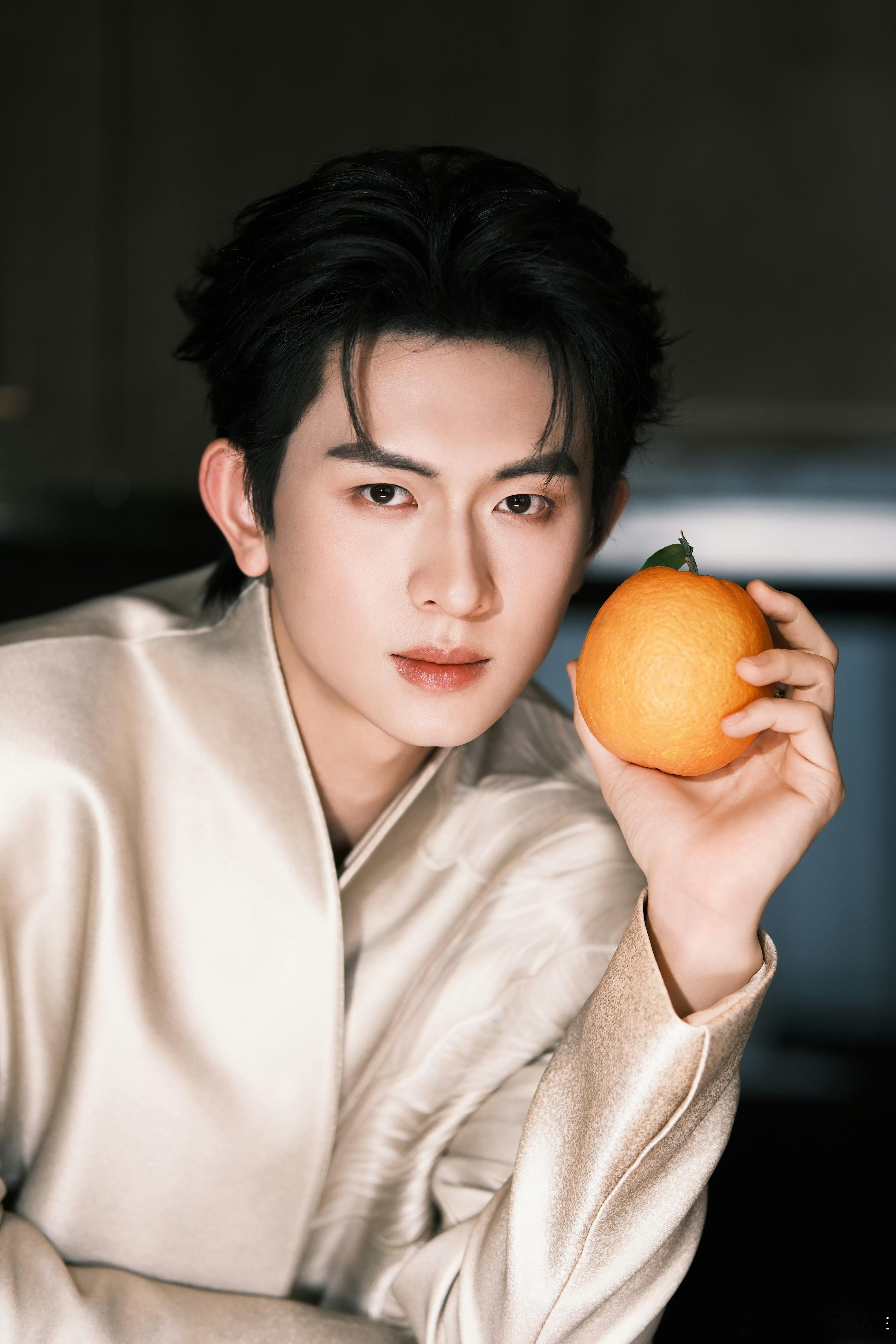 睡前看一眼陈添祥，这也太帅了吧！祝大家好梦晚安