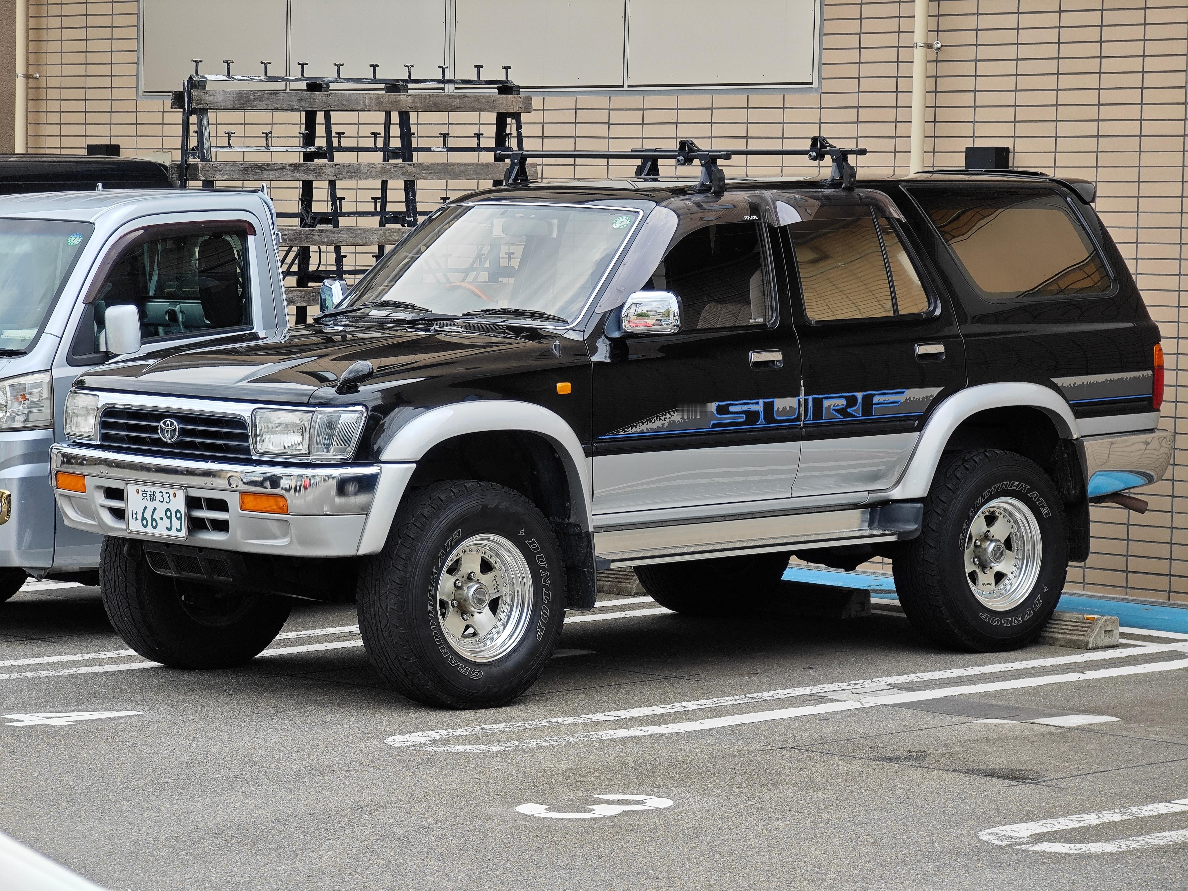 #型车街拍# 偶遇原版长城赛弗[doge] 前期版 SSR-X，2.7 四缸柴油