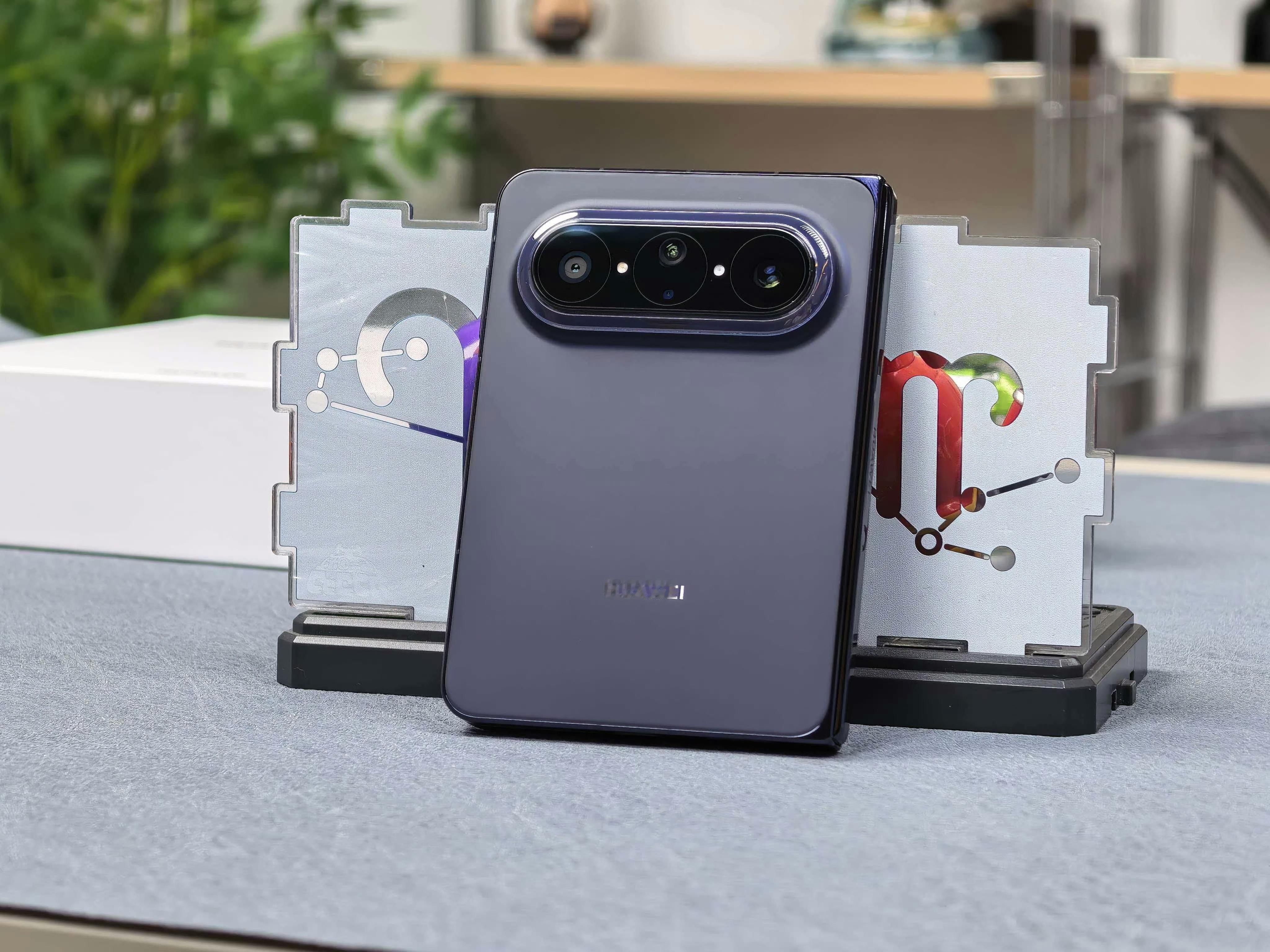 从iPhone换到华为大阔折大阔折一用就爱 我一个朋友iPhone用了好多年，也