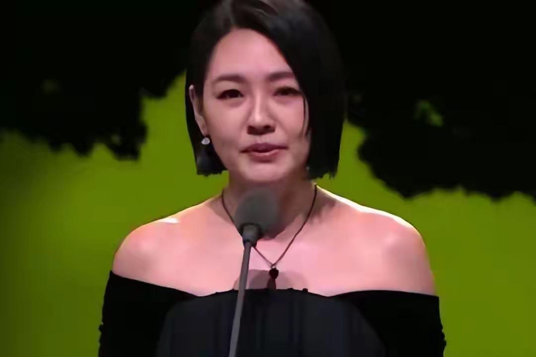 如何看待大s这短暂的一生？

很多人都严重高估了她的事业能力，无论是她如日中天的
