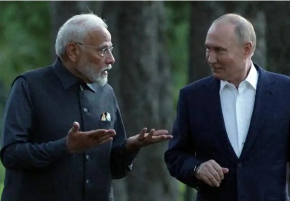 印度直接把话挑明：印度理应成为常任理事国和拥有否决权。
 
联合国安理会改革吵了