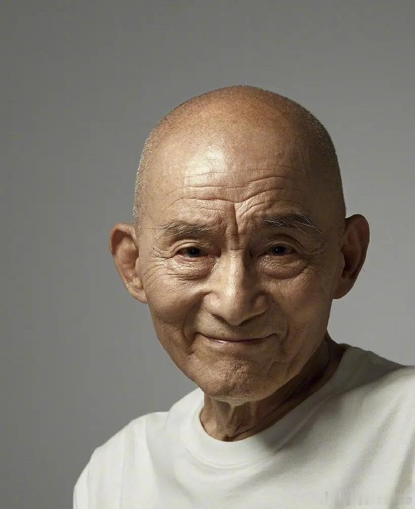 演员游本昌因病今晨在北京去世。🕯️游本昌出生于1933年，长期从事戏剧和影视表