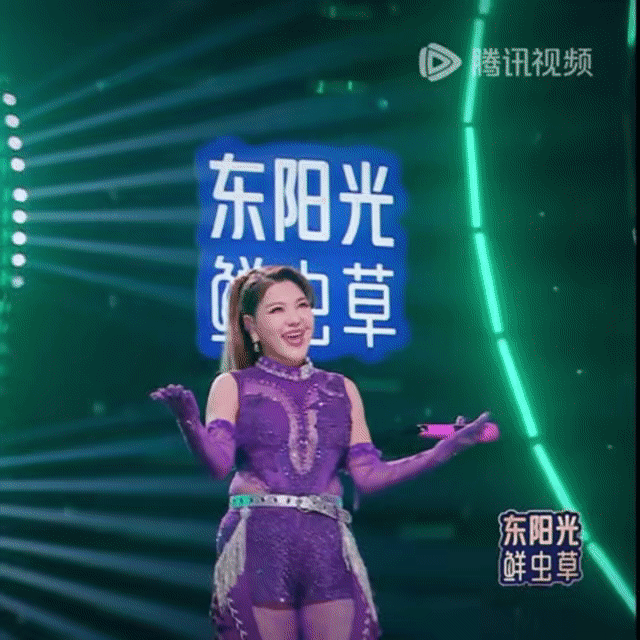 《套马杆》飒、 《站在草原望北京》暖、《草原上信号不太好》逗，乌兰图雅的歌单永远