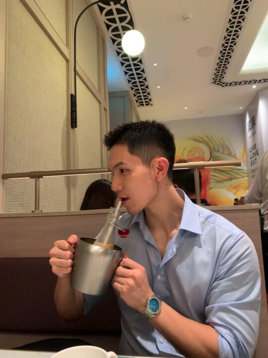 喝杯澳门奶茶🧋去除班味