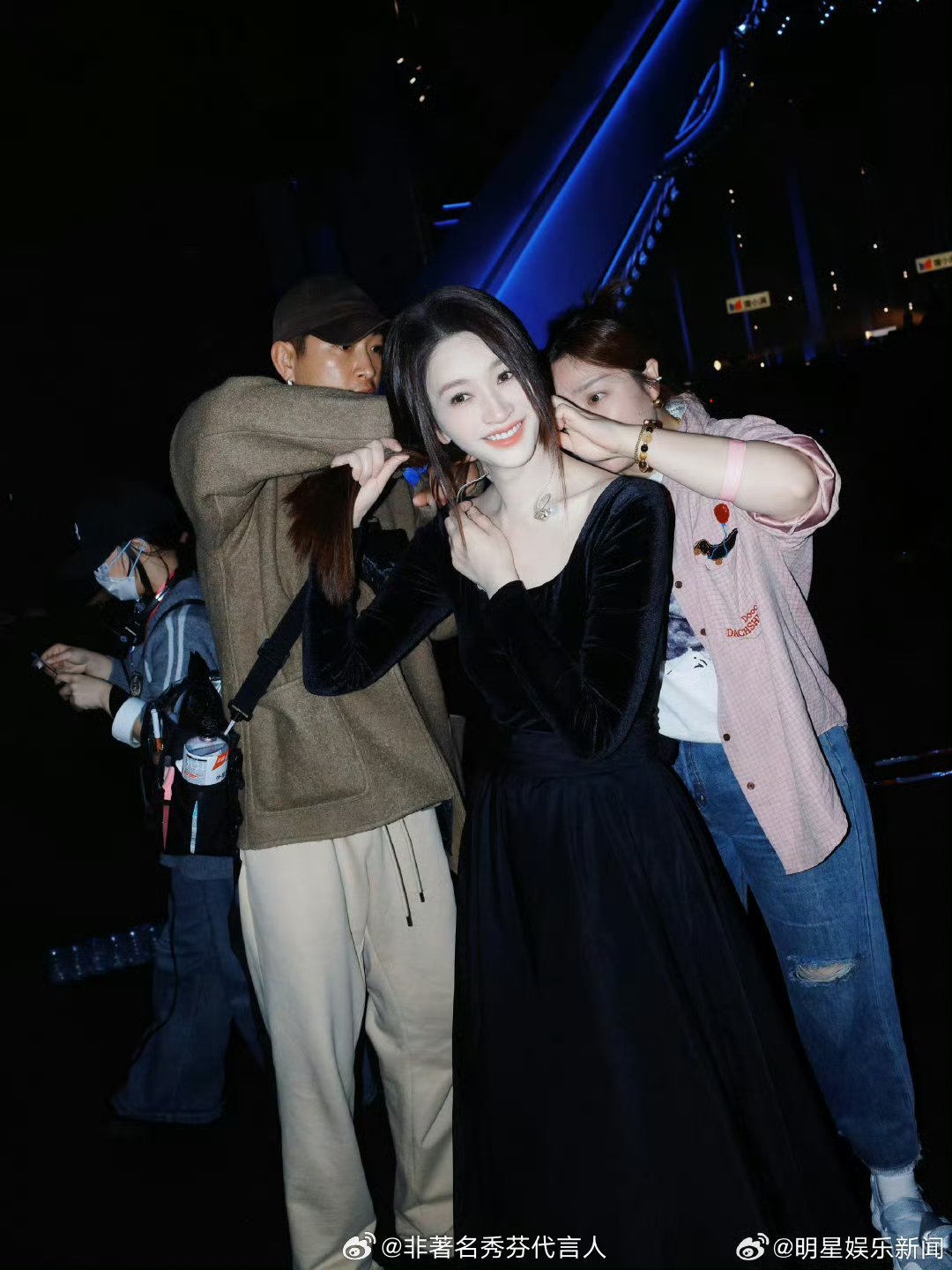 李小冉我P都不敢P这么白纯基因优势，美的太出彩了！！ 