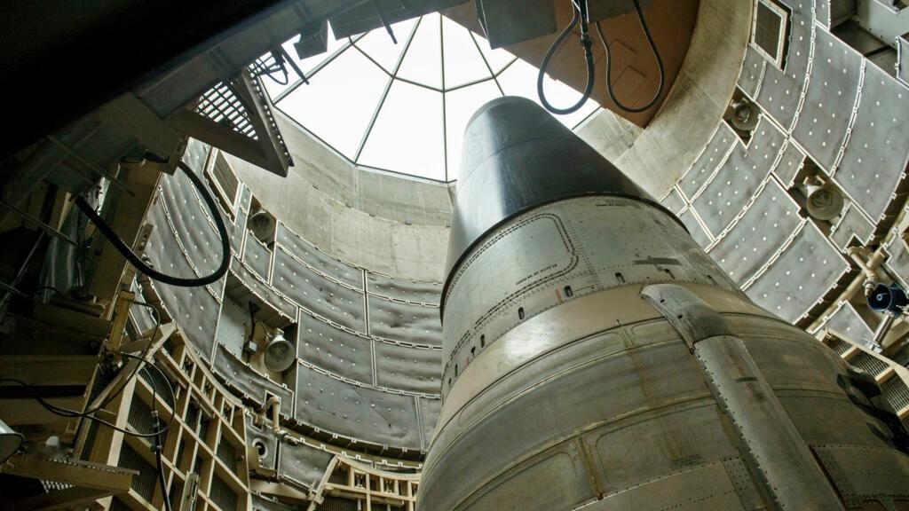 美日兵推“中国收复台岛”，日方多次要求美国使用核武器，美军同意了。
 
7月27