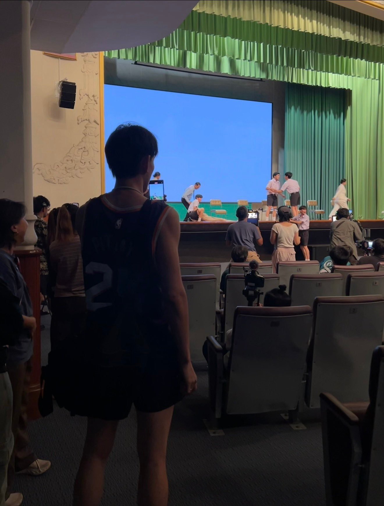 其实台下观众就我一个…... 