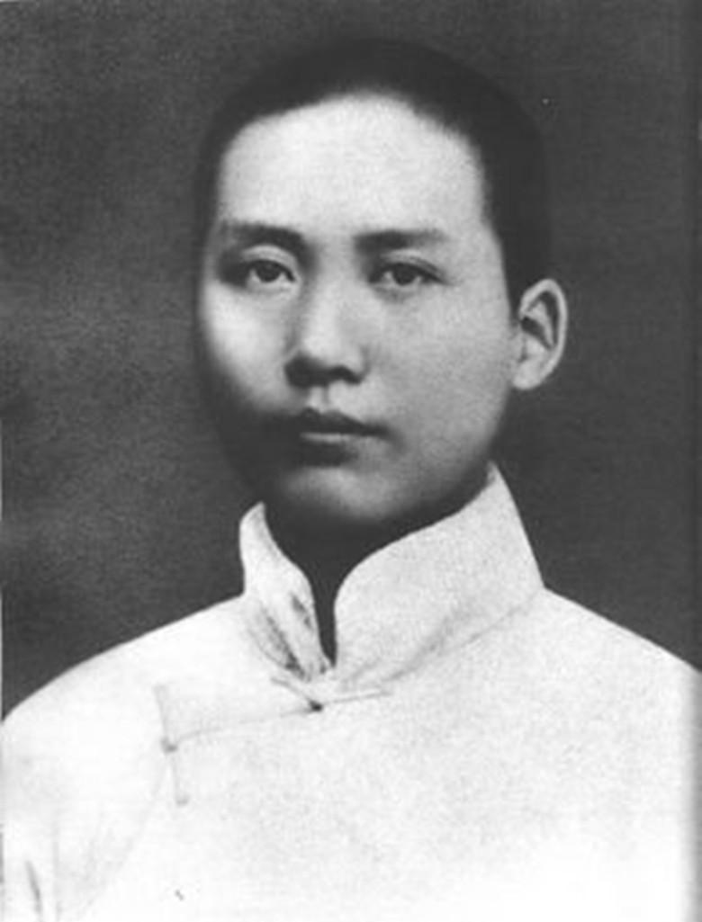 毛泽东为了借萧三的书自称“小弟”，却被萧三巧设难题：三类人绝不借书，你猜是哪三种