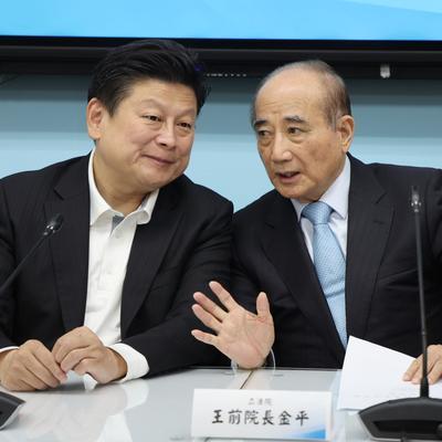 传傅崐萁拜会王金平 被下逐客令

媒体人尚毅夫12日在节目中爆料，国民党团总召傅