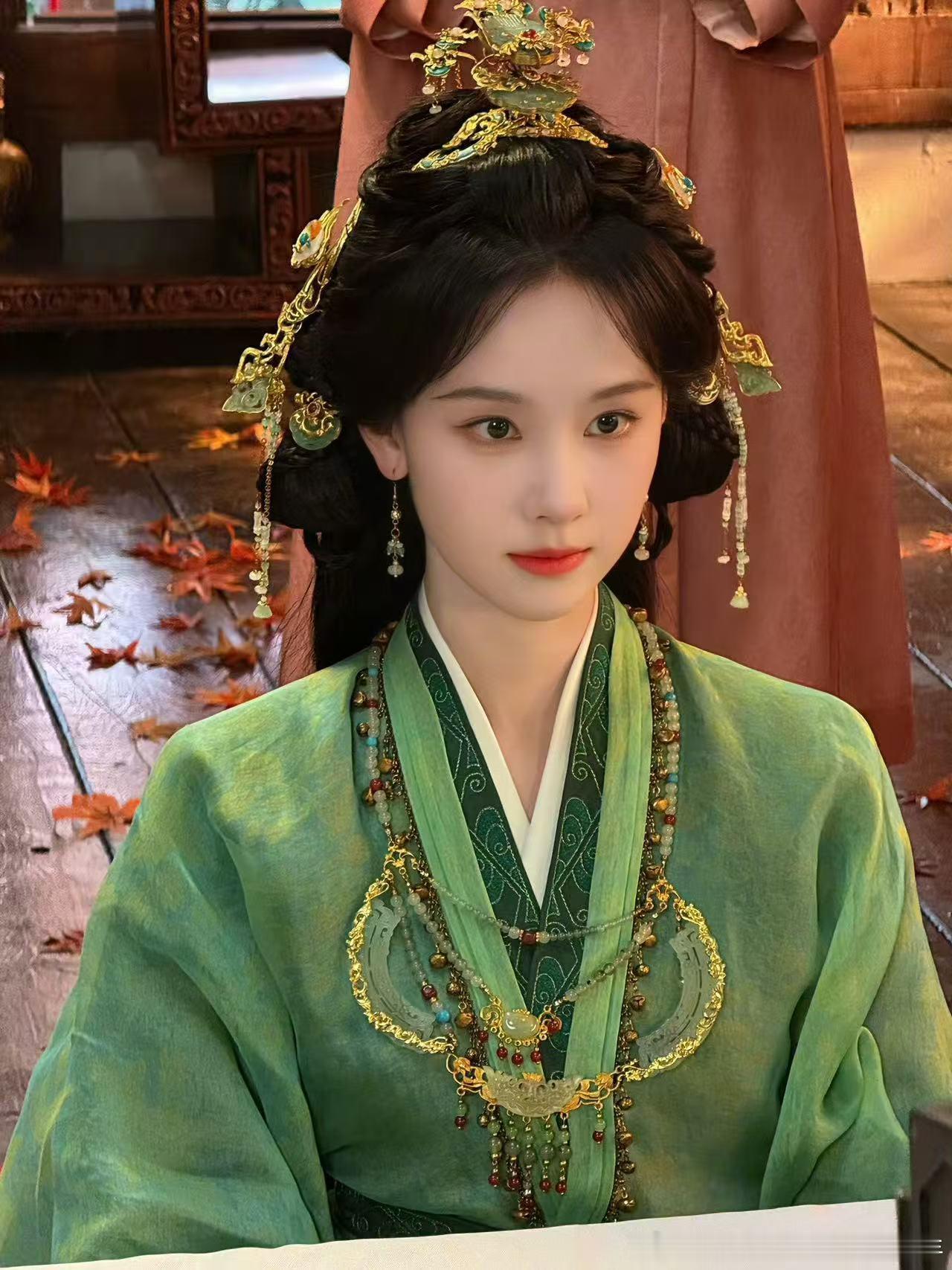 谁能拒绝吴磊×陈都灵《剑来》组合啊！一个野一个清，唯一领衔主演配她我先觉得选角组