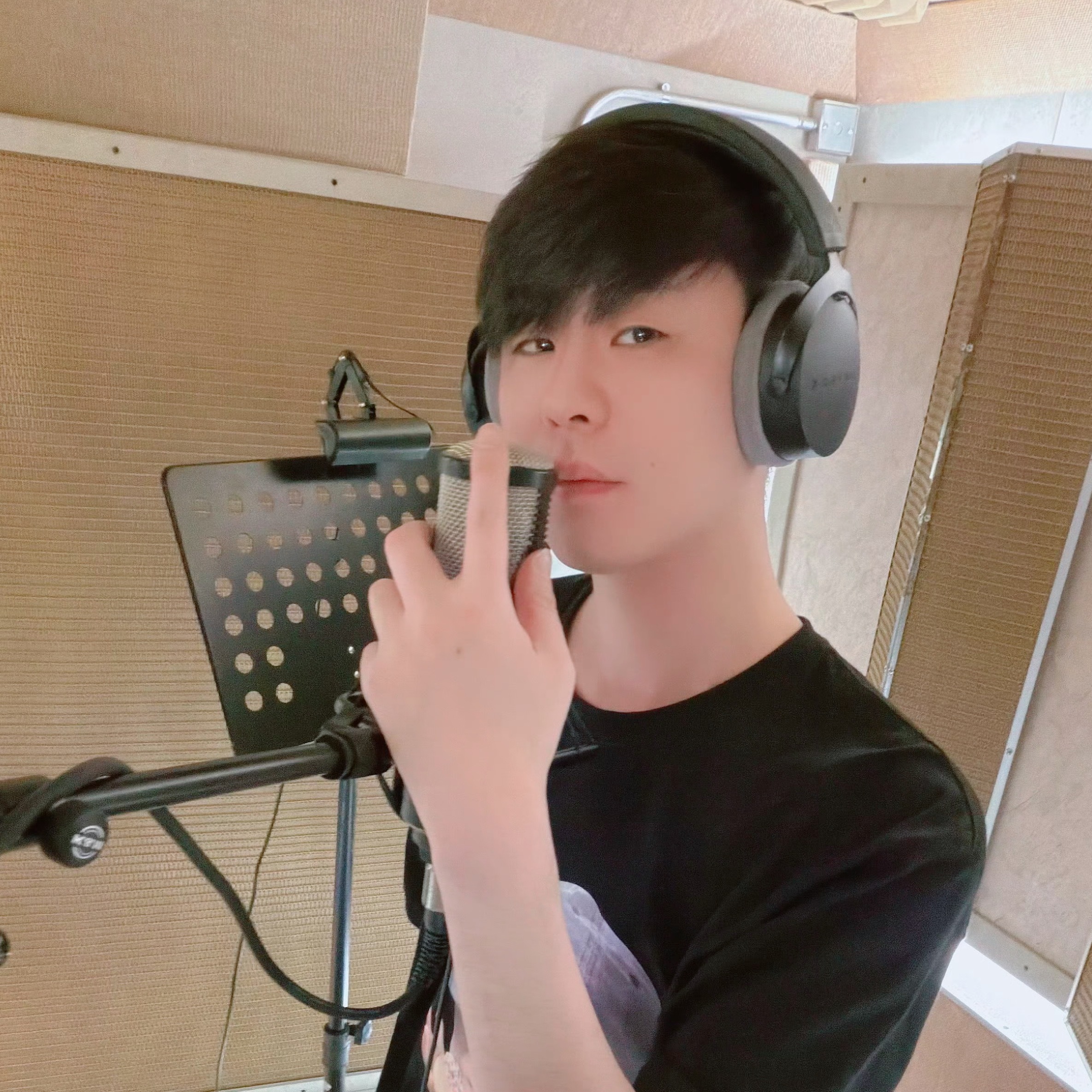 小辫鹅人呢录歌录的怎么样了