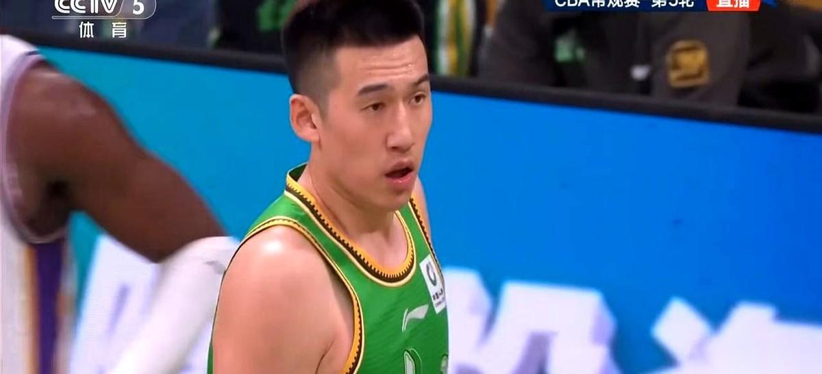 9投9中，三分球3投3中。
看完廖三宁这数据，我揉了揉眼睛，以为自己看错了。这么