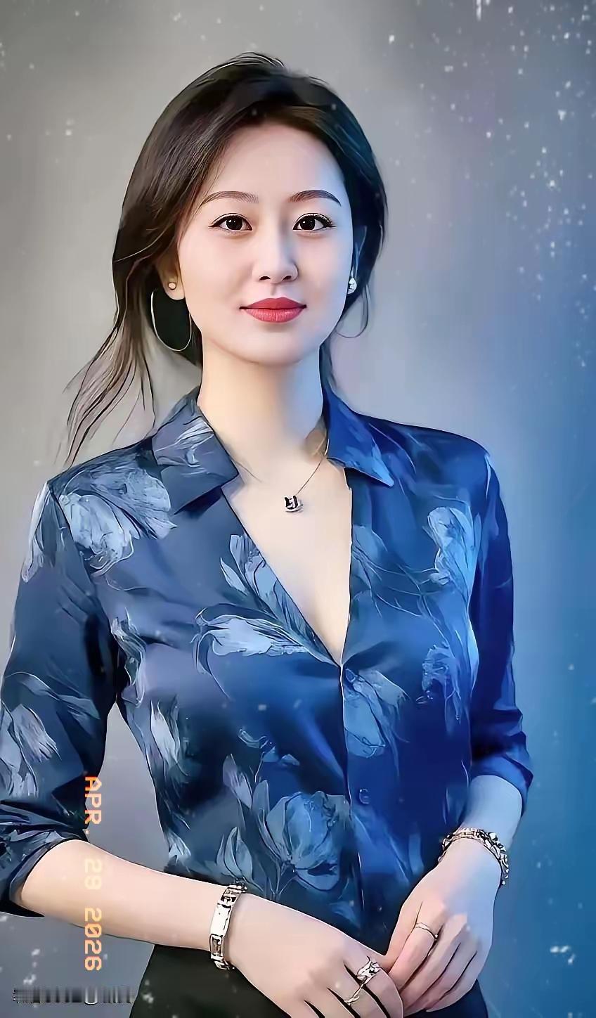 这辈子遇见你，我从未有过半分后悔，满心满眼的奔赴与偏爱，全部都是心甘情愿。
 