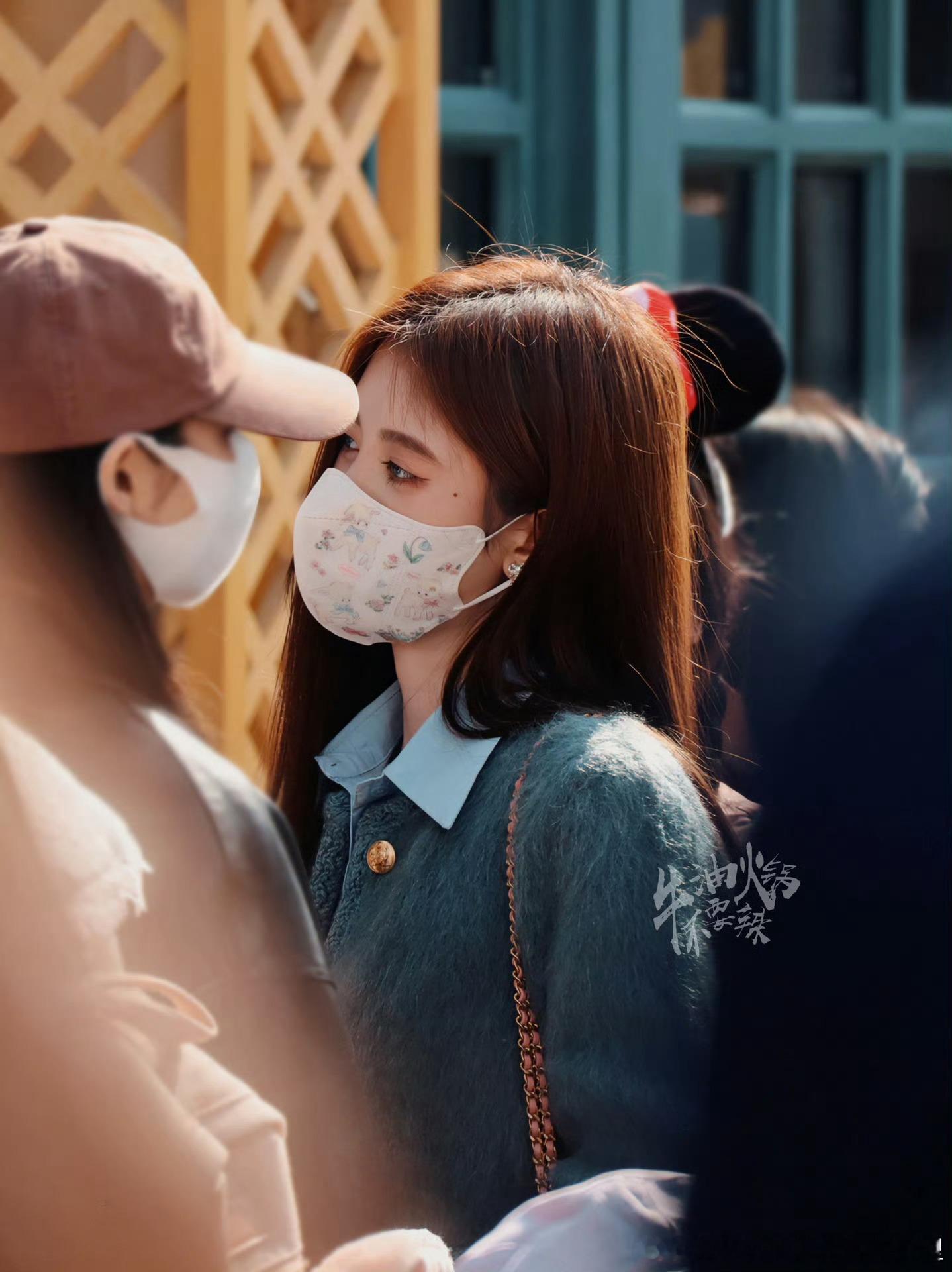 鞠婧祎 jjy鞠婧祎苏绿夏 jjy鞠婧祎阿黛  “世界再昏暗再辽阔，你总能看见我
